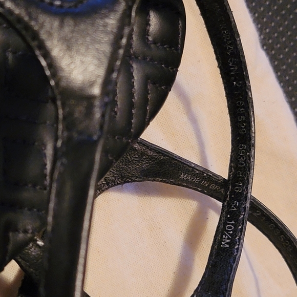 Tory Burch Marion Quilted Sandals - Picture 9 of 10